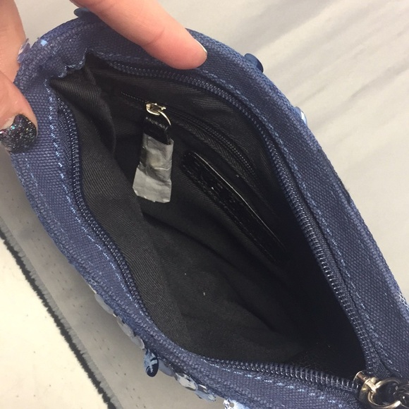 NWT BCBGENERATION Blues Sequin Wristlet - Picture 5 of 5